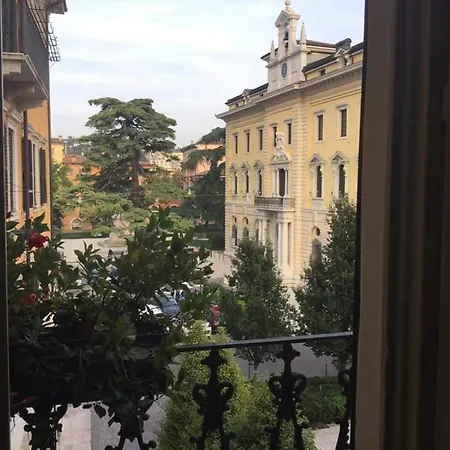 Residenza Navona Maison d'hôtes Vérone